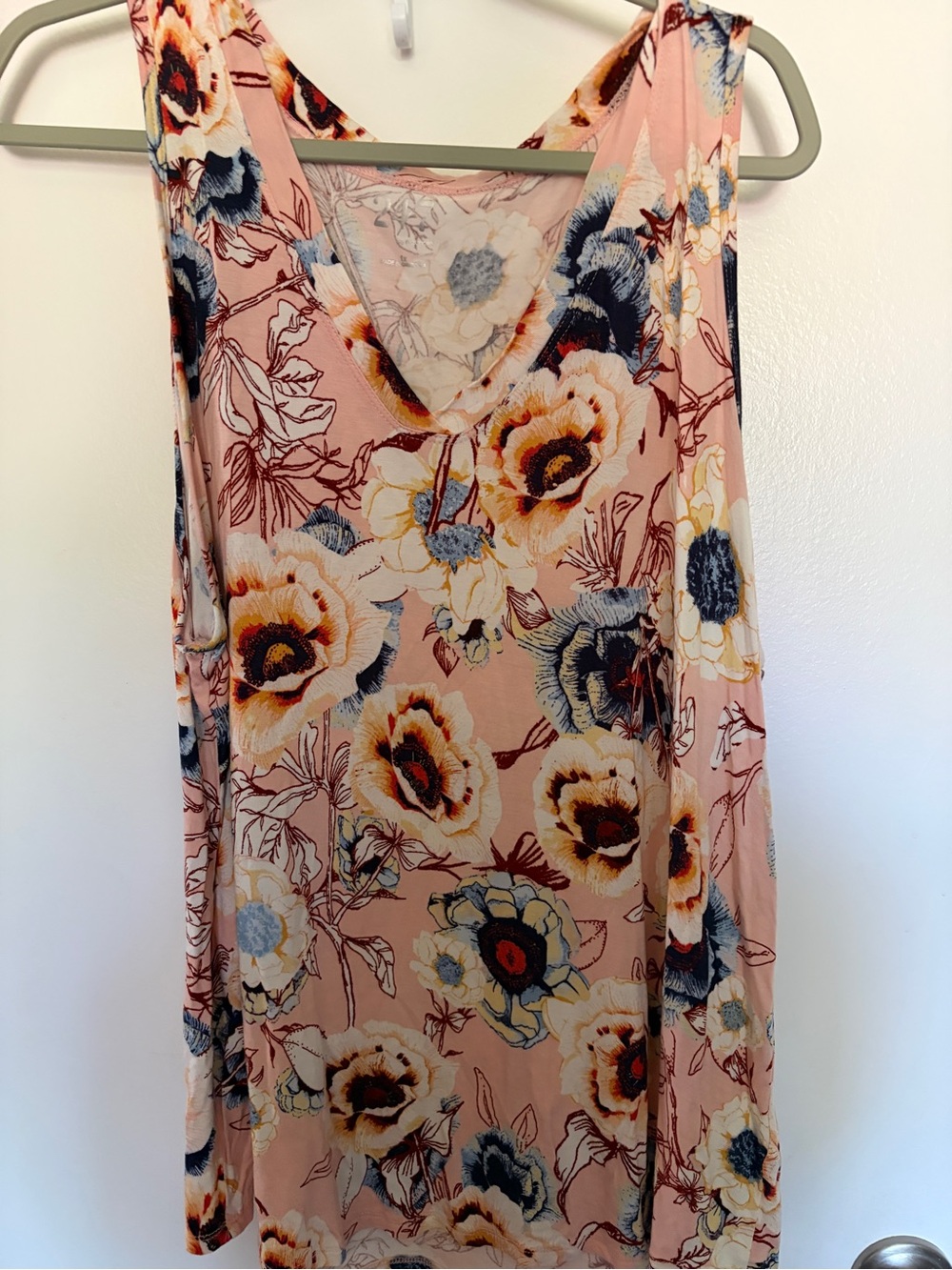 Maurices Pink Floral V-Neck Sleeveless Tank